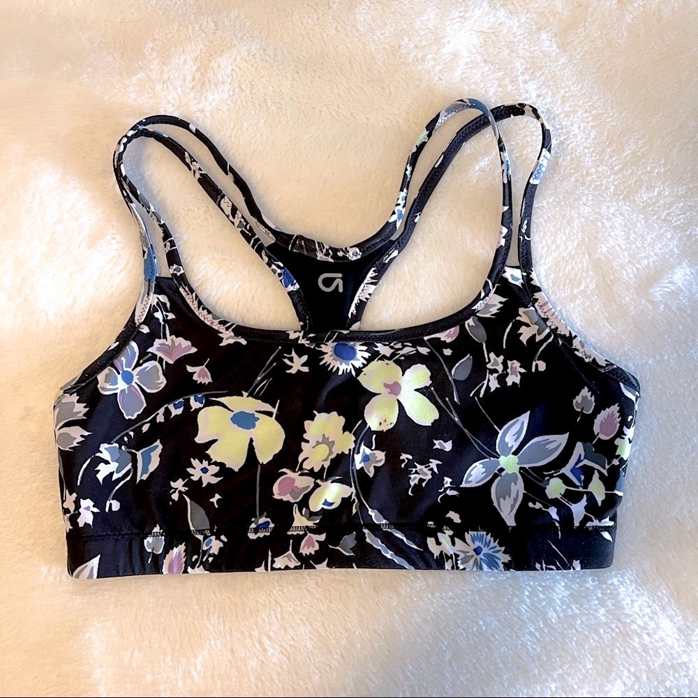 GapFit Sports Bra!
